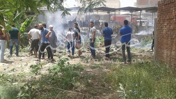 بالصور.. حريق بموقف سيارات الأجرة بقلين في كفر الشيخ بالصور.. حريق بموقف سيارات الأجرة بقلين في كفر الشيخ