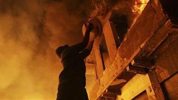 إصابة 10 افراد في حريق منزلين وخسائر 2 مليون جنيه بالبحيرة إصابة 10 افراد في حريق منزلين وخسائر 2 مليون جنيه بالبحيرة
