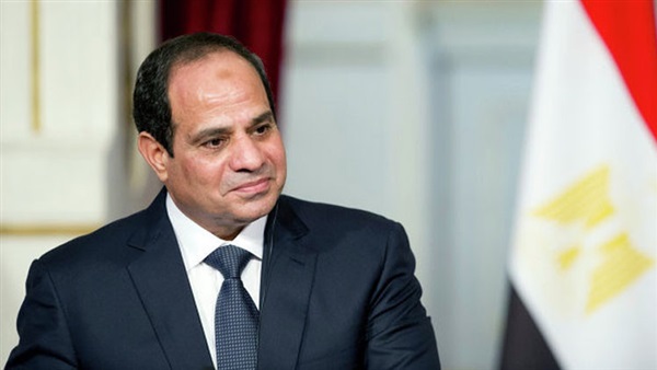 السيسي يوصي وزير الكهرباء بتركيب العدادات الجديدة بالمناطق السكنية الحديثة  