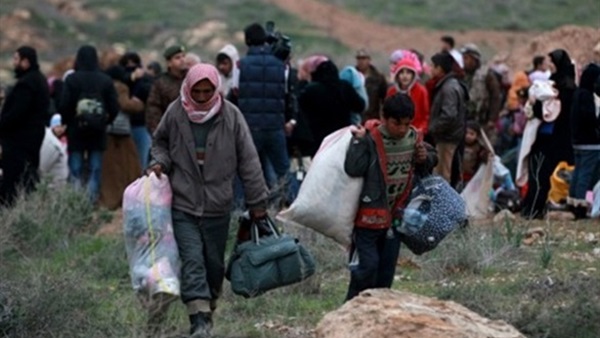 الأردن يستقبل 296 لاجئا سوريا خلال الـ24 ساعة الماضية الأردن يستقبل 296 لاجئا سوريا خلال الـ24 ساعة الماضية