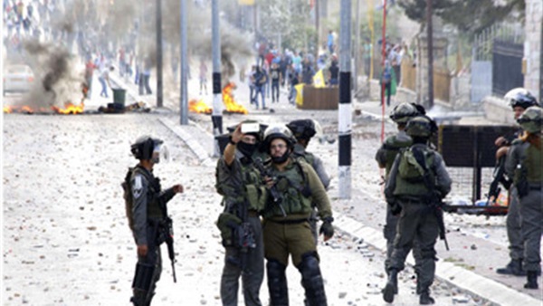 إصابة شاب فلسطيني برصاص قوات الاحتلال الإسرائيلي شرق غزة