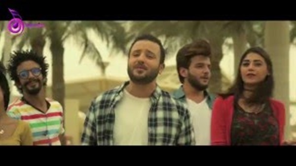 بالفيديو.. محمود الشاذلي يطرح كليب «دايمًا معاك»