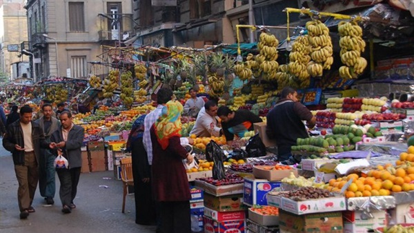 ارتفاع الأسعار تطفىء فرحة قدوم رمضان بالمحافظات.. «الشوادر» تشهد حالة غليان بين المستهلكين والتجار.. زيادة 40 % عن الأعوام الماضية.. أصحاب المحال: «مالناش زمب».. والمواطنين:«ما باليد حيلة لازم نشترى»