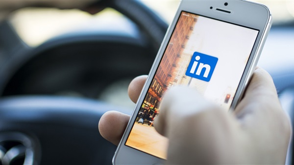 بيانات 100 مليون حساب على Linkedin معروضة للبيع