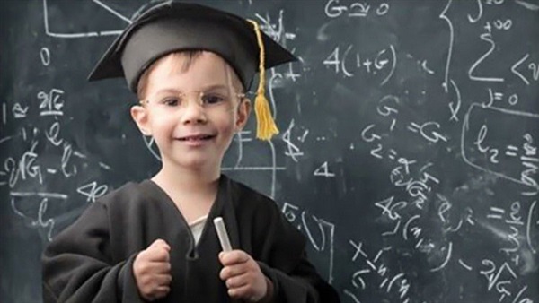 9 علامات دالة على أنك أكثر ذكاء من الآخرين؟ 9 علامات دالة على أنك أكثر ذكاء من الآخرين؟