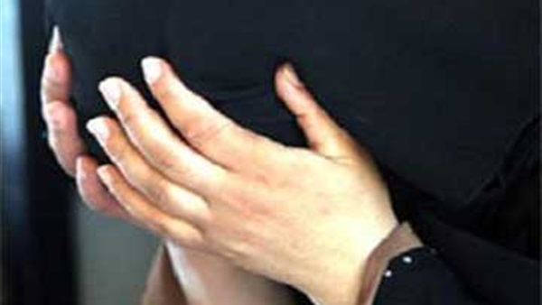 الأم الخائنة.. ضبط ربة منزل اختطفت ابنتها للمطالبة بفدية 150 ألف جنيه الأم الخائنة.. ضبط ربة منزل اختطفت ابنتها للمطالبة بفدية 150 ألف جنيه