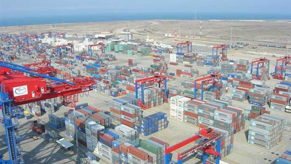 الاستثمار تبحث سبل تطوير ميناء غرب بورسعيد