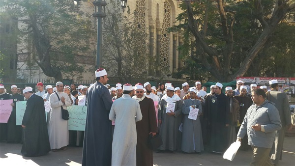 اليوم.. وقفة احتجاجية لخطباء المكافأة أمام "الوزراء" 