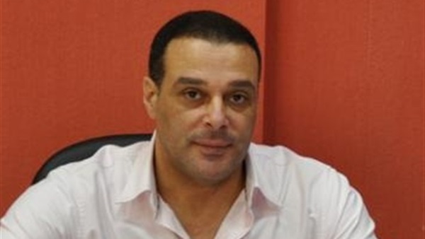 «عبدالفتاح» يقرر رفع راتب الحكام إلي 3 آلاف جنيه «عبدالفتاح» يقرر رفع راتب الحكام إلي 3 آلاف جنيه