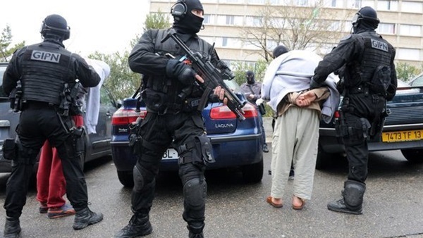 الشرطة الفرنسية تنهي اعتصامًا حول مصفاة نفطية في مرسيليا