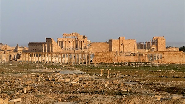 بالفيديو.. شيخ يسخر من مقولة«البقية فى حياتك»