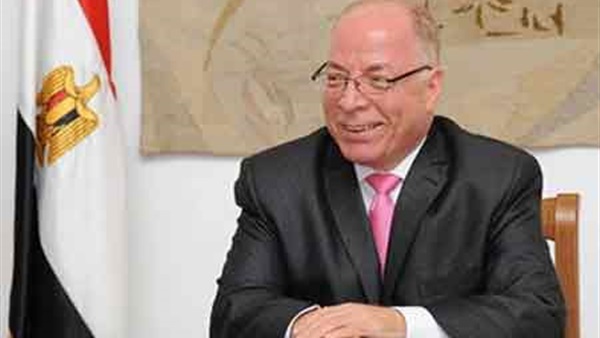 «جريح» يغادر القاهرة عقب مشاركته في مجلس وزراء الإعلام العرب «جريح» يغادر القاهرة عقب مشاركته في مجلس وزراء الإعلام العرب