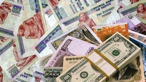 استقرار أسعار العملات أمام الجنيه والدولار يسجل 885 قرشًا