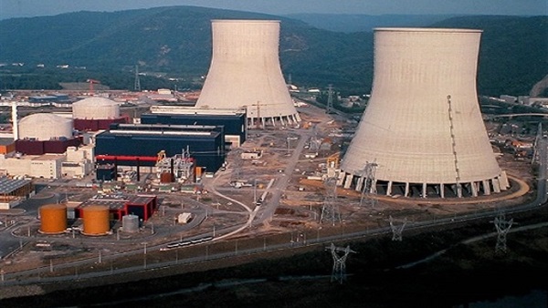 فرنسا تسعى للاستغناء عن الطاقة النووية في توليد الكهرباء