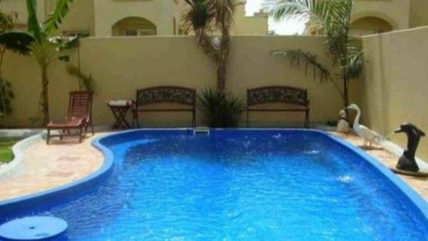 مطهرات حمامات السباحة قد تؤذي صحتك مطهرات حمامات السباحة قد تؤذي صحتك