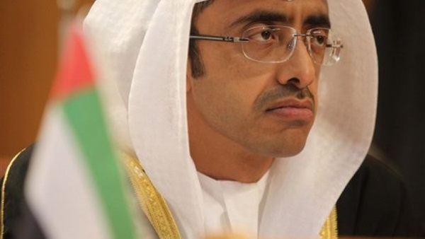 وزير الخارجية الإماراتي يناقش مع نظيره الماليزي دعم العلاقات الثنائية وزير الخارجية الإماراتي يناقش مع نظيره الماليزي دعم العلاقات الثنائية