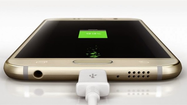 اضرار لشحن الهاتف  بكابل USB