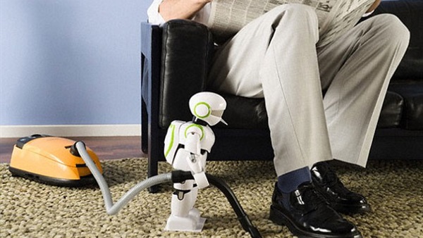 آسوس تطرح روبوت جديد «مرافق» لكبار السن آسوس تطرح روبوت جديد «مرافق» لكبار السن