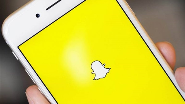تطبيق "سناب شات " يجذب 100 مليون مستخدم حول العالم تطبيق "سناب شات " يجذب 100 مليون مستخدم حول العالم