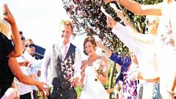 دراسة: حفلات الزفاف الكبيرة تعني حياة زوجية افضل