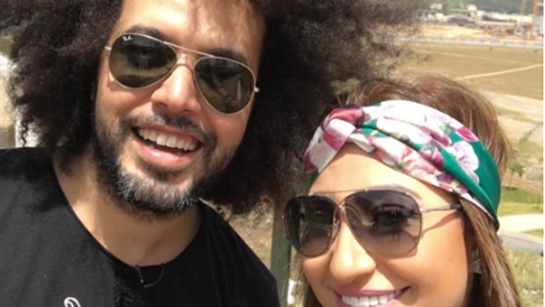 بالصور.. بوسي تحضر مفاجأة لجمهورها مع «الجريني»