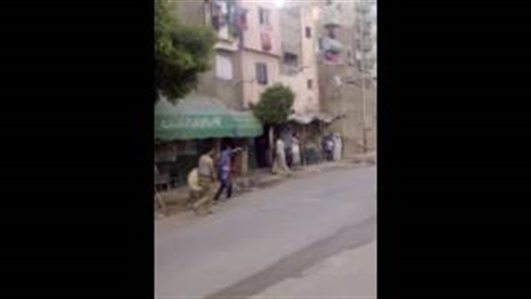 بالفيديو.. خناقة مروعة بالسيوف بين عائلتين في الإسكندرية بالفيديو.. خناقة مروعة بالسيوف بين عائلتين في الإسكندرية