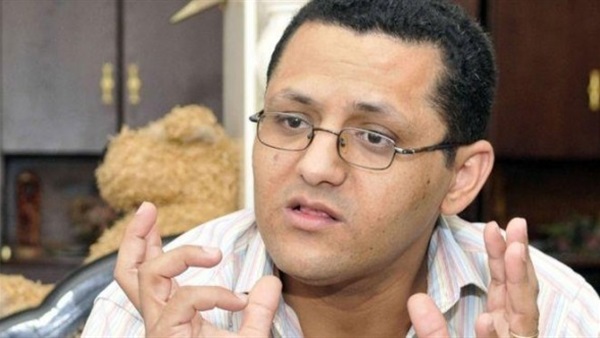 «البلشي» يروي تفاصيل 14 ساعة تحقيقات..رفضنا دفع الكفالة وأصدرنا بيان لإعلان الأسباب..قيادي بالتيار الشعبي يسدد الكفالة بعد علمه باحالتنا للمحاكمة العاجلة..ونواجه اتهامات بإيواء هاربين ونشر أخبار كاذبة