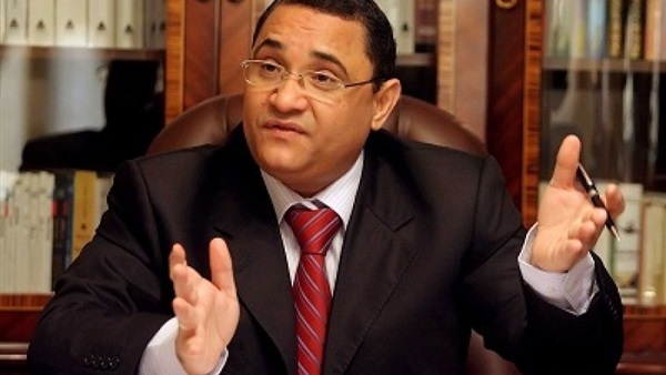 بعد فوزه فى انتخابات النواب.. عبد الرحيم على يكشف عن موقفه تجاه الحكومة 