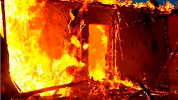 إصابة 15 شخصًا في حريق هائل بكفر الشيخ إصابة 15 شخصًا في حريق هائل بكفر الشيخ