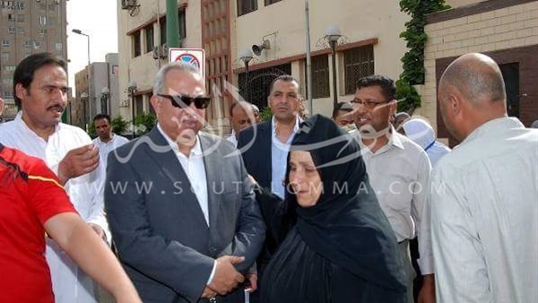 بالصور..محافظ الشرقية يودع 13 معتمراً من آهالى أسر الشهداء بالصور..محافظ الشرقية يودع 13 معتمراً من آهالى أسر الشهداء