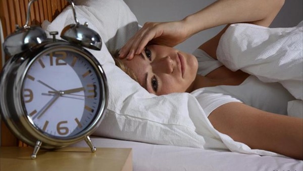 الأرق المزمن يزيد الاكتئاب لدى الشابات