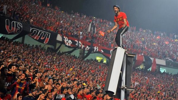 ألتراس أهلاوي يتحرك إلى استاد بتروسبورت ألتراس أهلاوي يتحرك إلى استاد بتروسبورت
