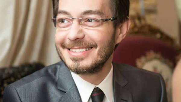 أحمد زاهر يهنئ جمهوره بحلول شهر رمضان أحمد زاهر يهنئ جمهوره بحلول شهر رمضان