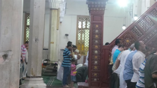 رفع أذان المغرب بمسجد سيدى إبراهيم الدسوقى فى كفر الشيخ