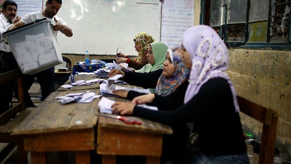 «مركز حقوق المرأة»: مرشحات الفردى فى الجولة الأولى 4,2%