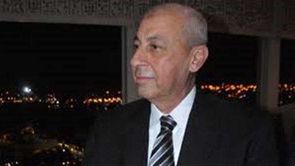 محافظ أسوان يوجه بالبدء في خطوات إنشاء مركز للتطوير التكنولوجي بكوم أمبو محافظ أسوان يوجه بالبدء في خطوات إنشاء مركز للتطوير التكنولوجي بكوم أمبو