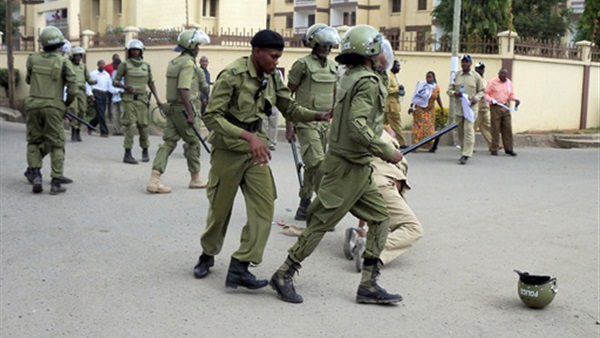 الشرطة التنزانية تحظر المسيرات السياسية في البلاد