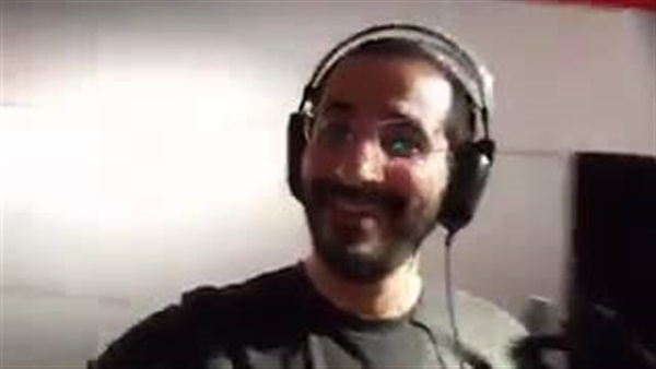 بالفيديو.. أحمد حلمى يغنى «معلش» على طريقة دنيا سمير غانم بالفيديو.. أحمد حلمى يغنى «معلش» على طريقة دنيا سمير غانم
