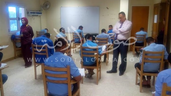 بالصور.. «التأمين الصحي بالشرقية» يتابع امتحانات طلاب التمريض بالصور.. «التأمين الصحي بالشرقية» يتابع امتحانات طلاب التمريض