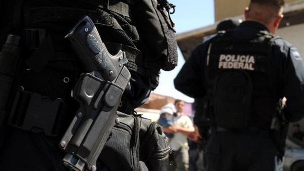 الشرطة المكسيكية ترحب بالحجاب 
