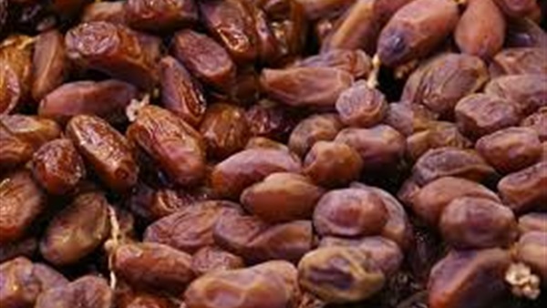 كم حبة تمر يسمح بها لمريض السكري في رمضان؟