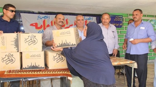 «المخابرات» توزع 10 آلاف كرتونة للقرى الأكثر احتياجًا بقنا «المخابرات» توزع 10 آلاف كرتونة للقرى الأكثر احتياجًا بقنا