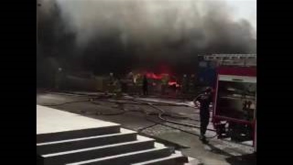 بالفيديو.. حريق هائل في مطار بالكويت بالفيديو.. حريق هائل في مطار بالكويت