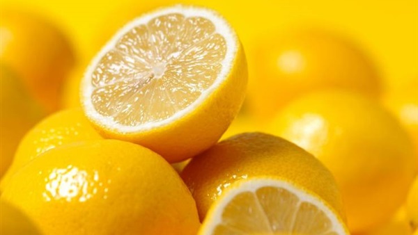 تعرفوا على الأمراض التي يعالجها الليمون