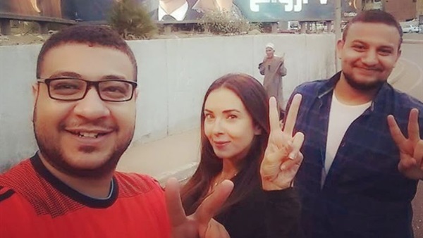 سمر مرسى تشارك جمهورها بكواليس «7أرواح»