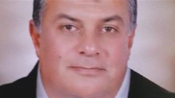اهالي السنبلاوين ترشق رئيس المدينة بالحجارة بسبب قطع المياه اهالي السنبلاوين ترشق رئيس المدينة بالحجارة بسبب قطع المياه
