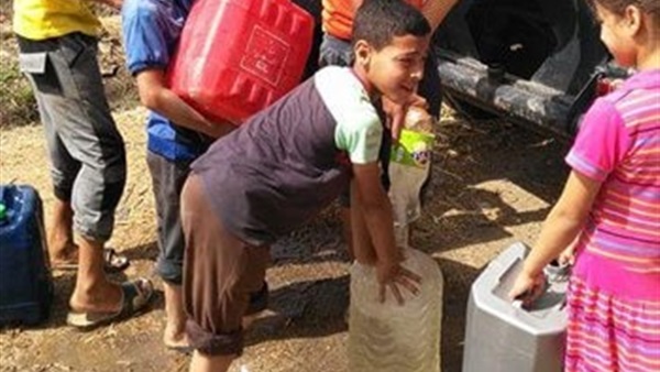 أهالي قرى البحيرة يستغيثون بـ«السيسي»: «هنموت من العطش» أهالي قرى البحيرة يستغيثون بـ«السيسي»: «هنموت من العطش»