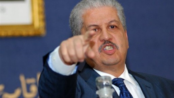 رئيس وزراء الجزائر يستقبل المبعوث الخاص للرئيس الأوغندي رئيس وزراء الجزائر يستقبل المبعوث الخاص للرئيس الأوغندي