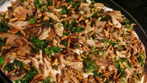 فتة الدجاج على طريقة الشيف «شربيني»