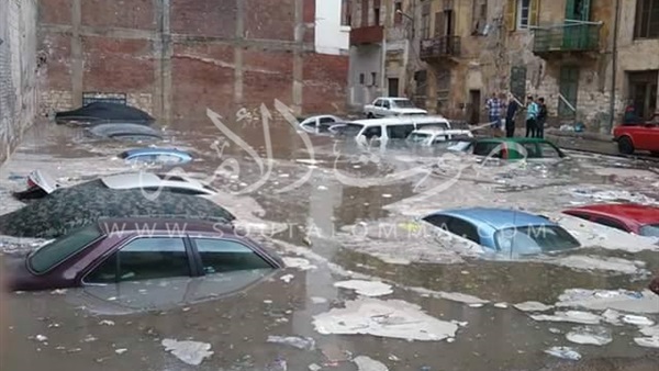 بالصور.. 20 لقطة ترصد مأساة أهالي «الإسكندرية» بالصور.. 20 لقطة ترصد مأساة أهالي «الإسكندرية»